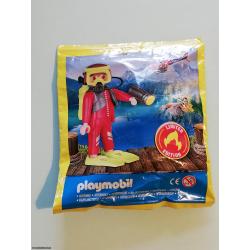 Playmobil kolekcionarske figurice - Vatrogasni ronilac. Sa maskom za ronjenje, baterijskom lampom i bocom sa kiseonikom (PM16)