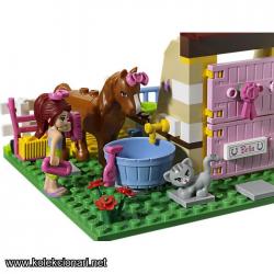 Lego Friends 3189 - Heartlake Stables (LF27)